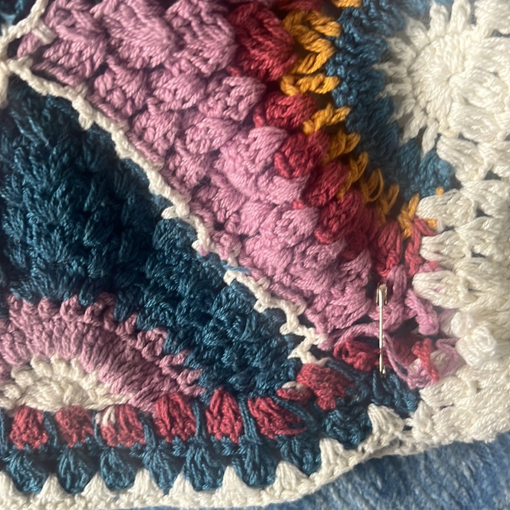 Good condition crochet top - Picture 3 of 5